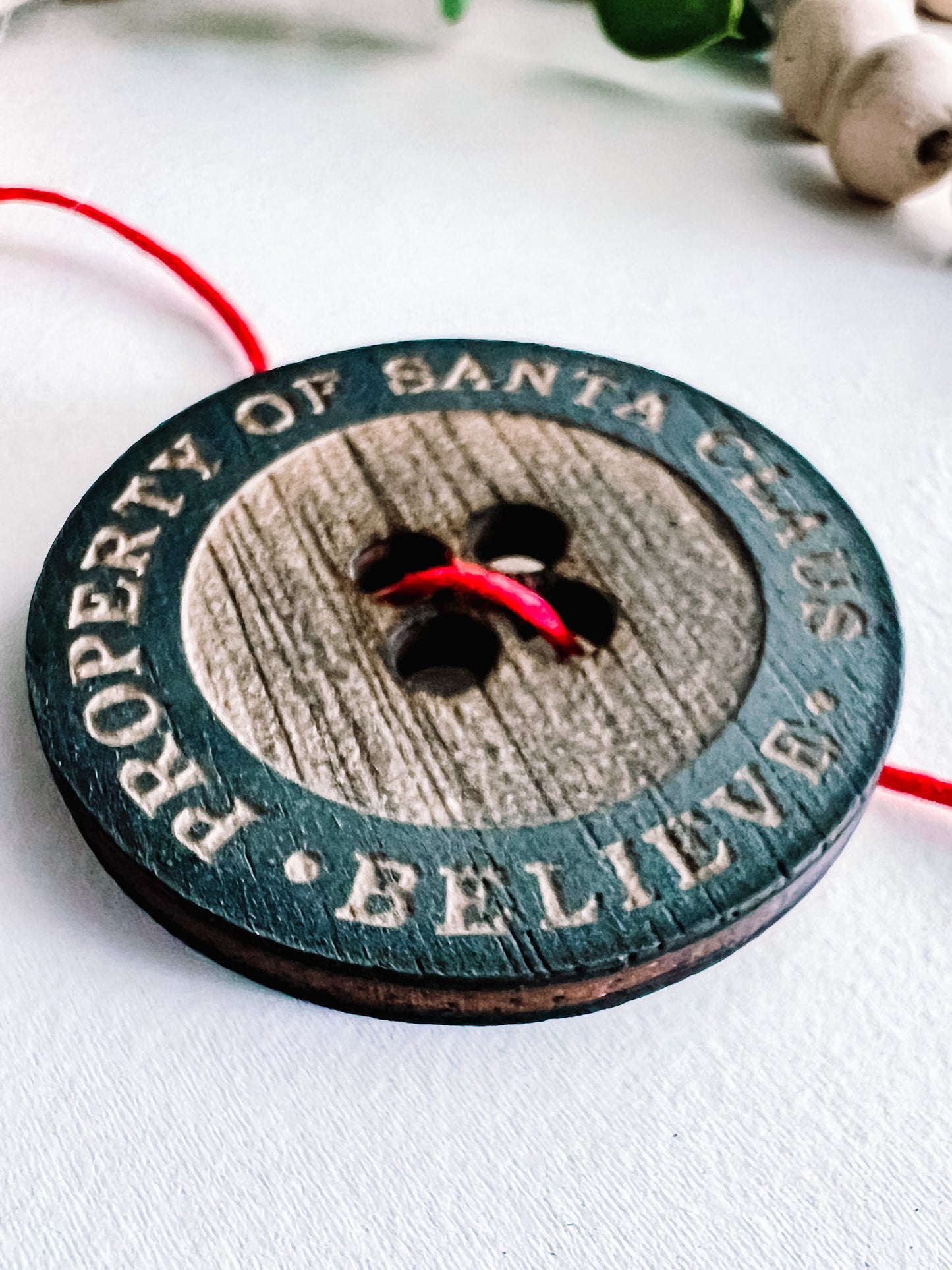 Santa's Button with Card Retail