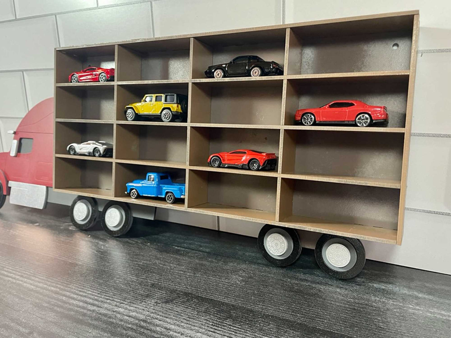 Toy Car 18 Wheeler Hauler